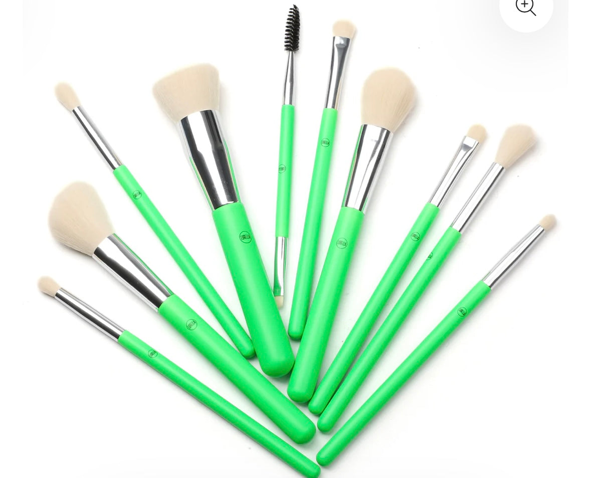 Lurella Cosmetics Brush Set
